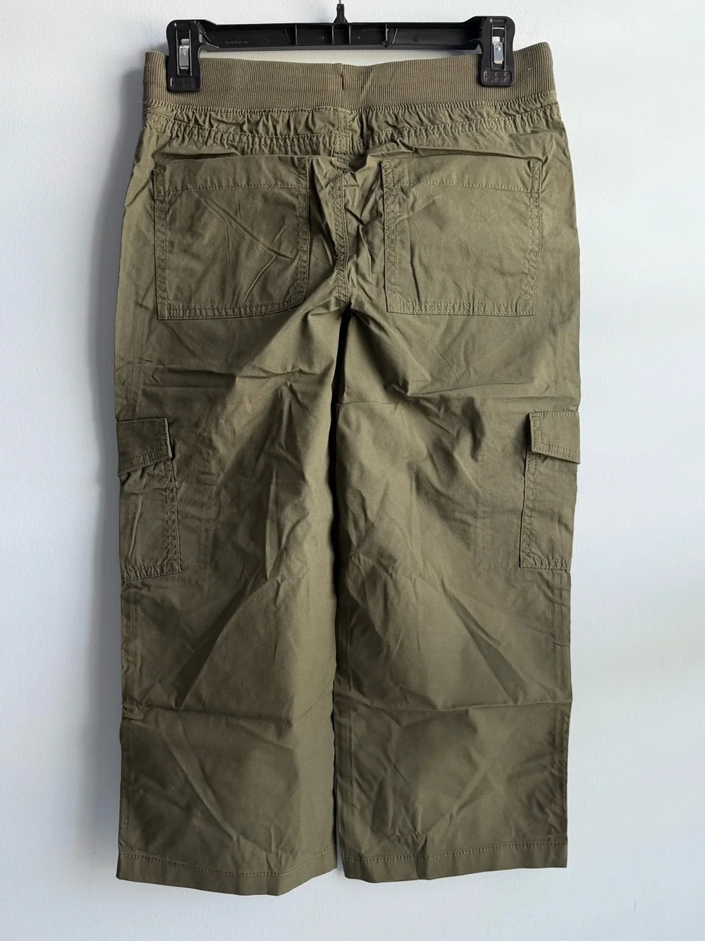 St. John's Bay Womens Green Mid Rise Capri Cargo Pants Size XS